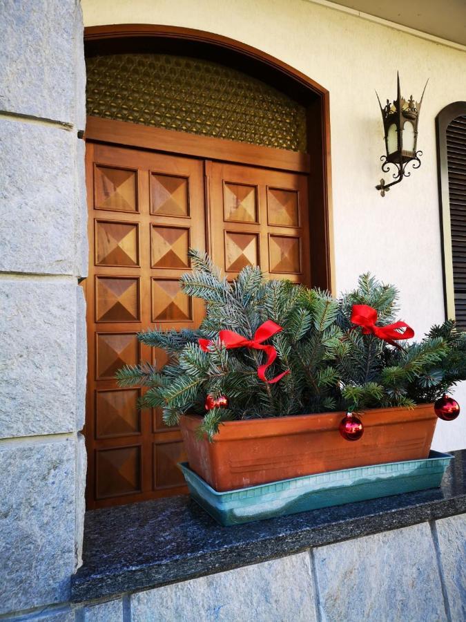 Casa Vacanze - Residenza Elvezia Tirano Extérieur photo